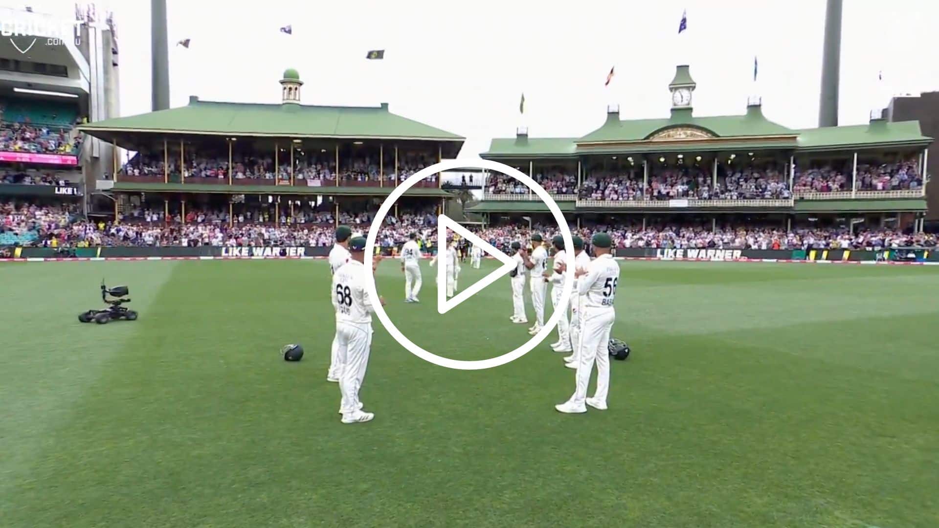 [Watch] Pakistan's Heartening Gesture, Give David Warner Special Guard Of Honour In Farewell Test